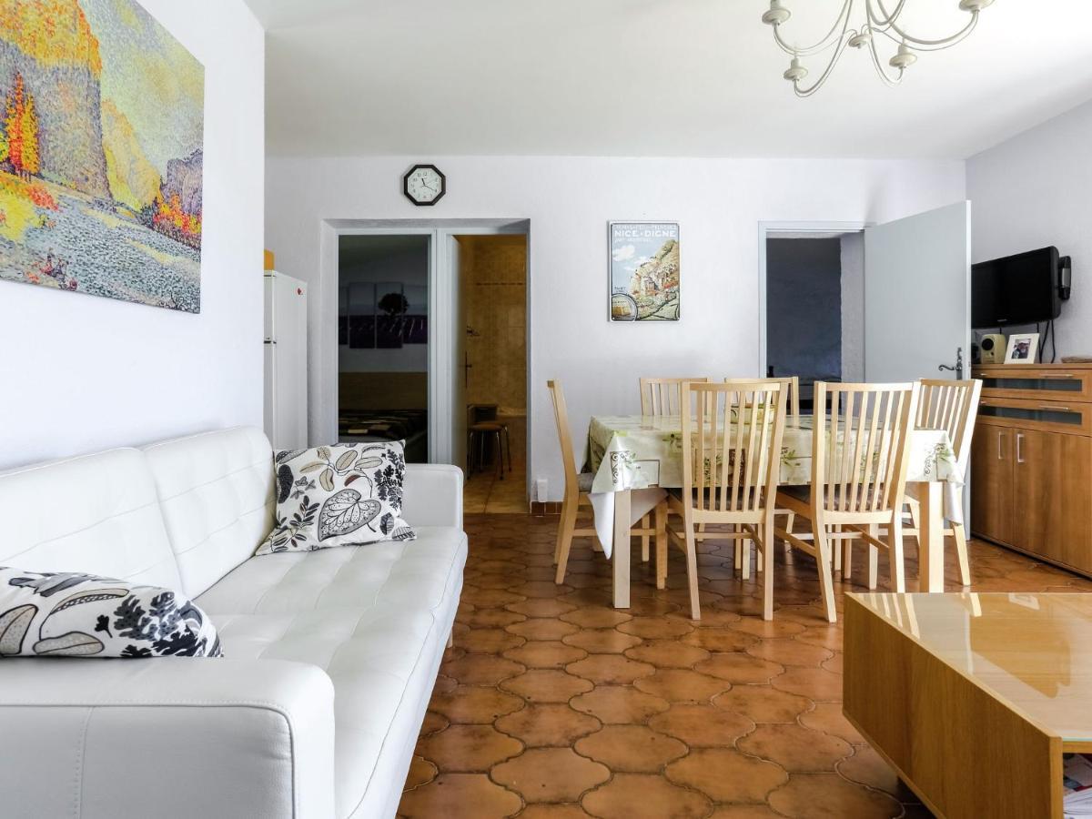 Holiday House Nearby The Lac De Castillon Castellane Bagian luar foto
