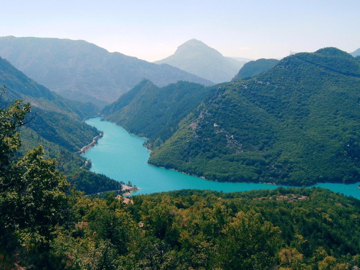 Holiday House Nearby The Lac De Castillon Castellane Bagian luar foto
